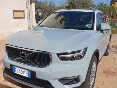 Volvo XC40 Vendo splendida XC40, tenuta sempre in garage, non fumatori Verde usata sellia marina