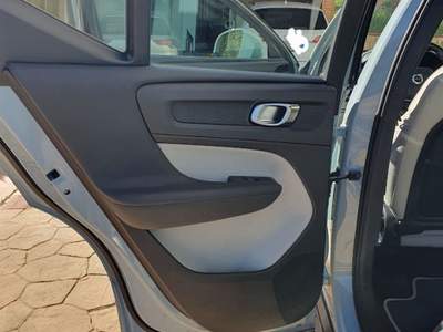 Volvo XC40 Vendo splendida XC40, tenuta sempre in garage, non fumatori Verde usata sellia marina