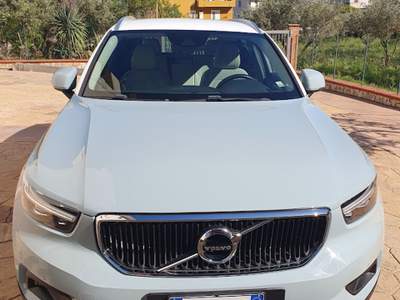 Volvo XC40 Vendo splendida XC40, tenuta sempre in garage, non fumatori Verde usata sellia marina