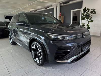 Volkswagen Tiguan Tiguan 1.5 etsi R-Line 150cv dsg Grigio usata Piombino Dese