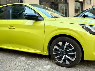 Peugeot 208 Non fumatore Giallo usata Benevento
