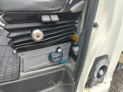 Iveco Daily Carroattrezzi ( SOSPENSIONE ARIA ) Bianco usata Vicenza