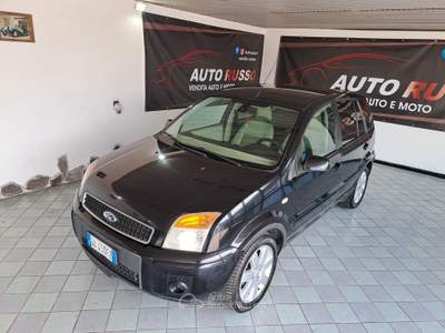 Ford Fusion 1.6 tdci 90cv usata Giugliano in Campania