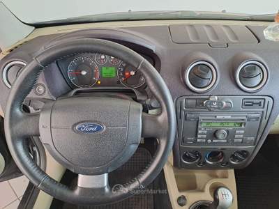 Ford Fusion 1.6 tdci 90cv usata Giugliano in Campania