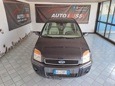 Ford Fusion 1.6 tdci 90cv usata Giugliano in Campania
