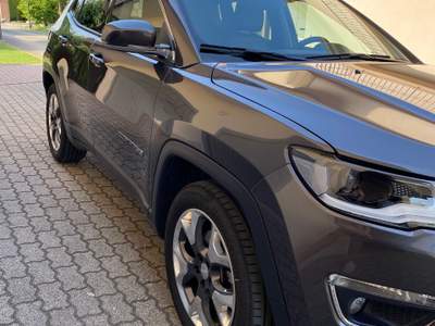 Jeep Compass Unico proprietario, macchina in stato buonissimo! usata Mira Jeep Compass Unico proprietario, macchina in stato buonissimo! usata Mira