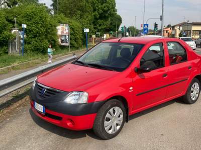 Dacia Logan Dacia Logan 1,5 dci Rosso usata Casalpusterlengo