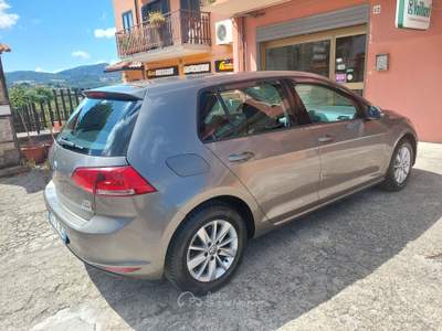 Volkswagen Golf Infotainment 7.5, amata. Grigio usata Potenza