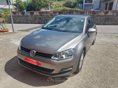 Volkswagen Golf Infotainment 7.5, amata. Grigio usata Potenza