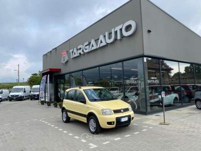 Fiat Panda 1.2 natural power Climbing Giallo usata Pinerolo