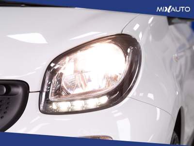 Smart ForFour 1.0 Youngster 71CV Bianco usata Latina