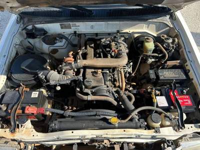 Toyota Hilux hi-lux 2.5 d-4d Bianco usata Altidona