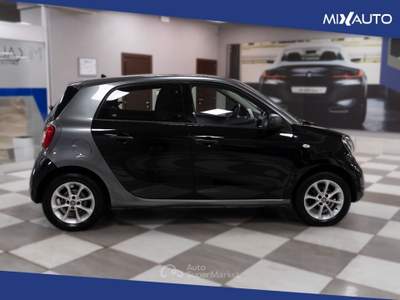 Smart ForFour 1.0 Passion 71cv Nero usata Latina