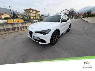 Alfa Romeo Stelvio 2.2 t Veloce Q4 210cv auto Bianco usata Santa Maria a Vico
