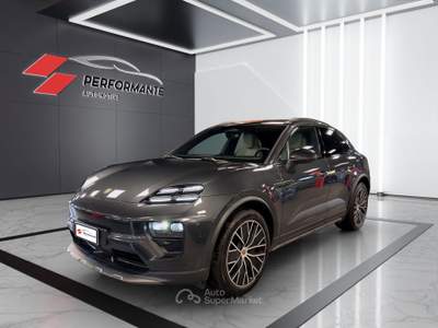 Porsche Macan 4 600km di autonomia, PERFETTA Grigio usata Roma