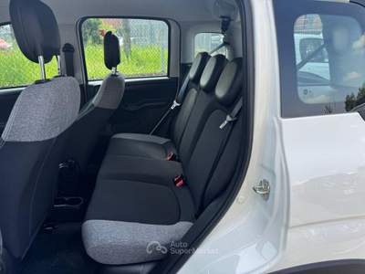 Fiat Panda FireFly Hybrid City Cross KM.0 PR usata Modena