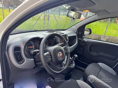 Fiat Panda FireFly Hybrid City Cross KM.0 PR usata Modena