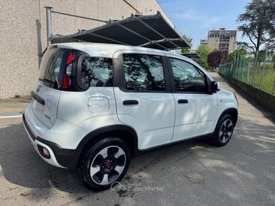 Fiat Panda FireFly Hybrid City Cross KM.0 PR usata Modena