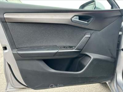Seat Leon Sportstourer 1.5 eTSI 150 CV DSG Xcellence Grigio usata Castenaso