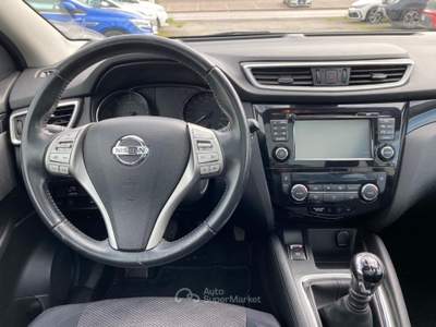 Nissan Qashqai 1.6 dCi 2WD 360 Bianco usata Sinalunga