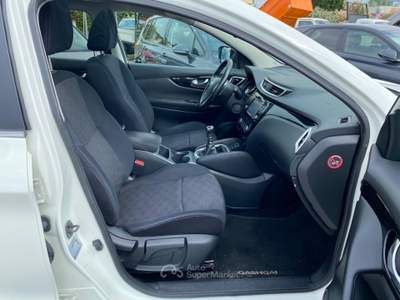 Nissan Qashqai 1.6 dCi 2WD 360 Bianco usata Sinalunga