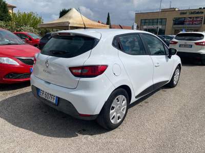 Renault Clio 1.2 75CV GPL 5 porte Live Bianco usata Sinalunga