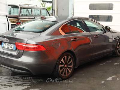 Jaguar XE 2.0 D Turbo 180CV aut. CAMBIO ROTTO Grigio usata Caorso