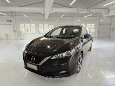 Nissan Leaf NISSAN LEAF BUSINESS 40KWH 5 PORTE BERLINA usata Pozzuoli
