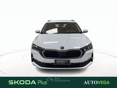 Skoda Octavia wagon 2.0 tdi executive 150cv dsg Bianco usata Vicenza
