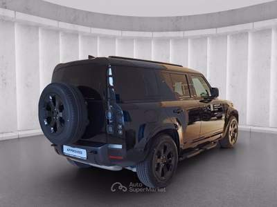 Land Rover Defender (2019) LAND ROVER 110 3.0D I6 200 CV AWD Auto X-Dynamic SE Nero usata San Martino Siccomario