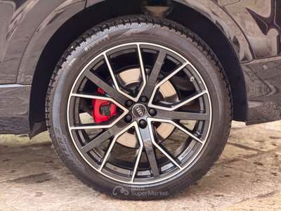 Audi Q8 286 CV QUATTRO S LINE EDITION TETTO MATRIX LED Nero usata Santeramo in Colle