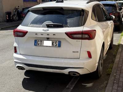 Ford Kuga Ford kuga FHEV 2024 Bianco usata CECINA