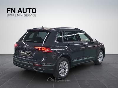 Volkswagen Tiguan SCR Life Grigio usata Torino