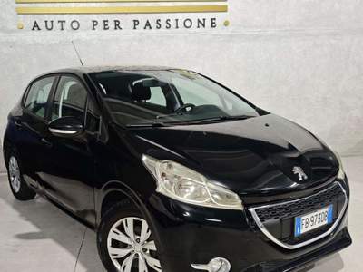 Peugeot 208 208 Diesel 5 Posti 100.000 Neopatentati Nero usata Sedriano