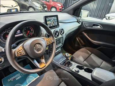 Mercedes-Benz Classe B Neopatentati B180 Sport Manuale Euro 6 usata Sedriano