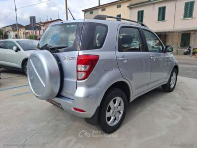Daihatsu Terios Terios 1.5 4WD SX Argento usata Prato