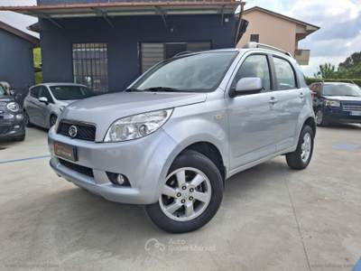 Daihatsu Terios Terios 1.5 4WD SX Argento usata Prato