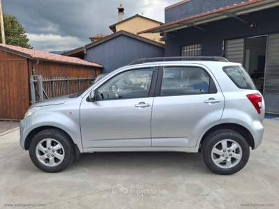 Daihatsu Terios Terios 1.5 4WD SX Argento usata Prato
