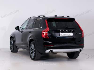 Volvo XC90 D4 190CV AUT TRAZIONE ANTERIORE 5 POSTI MOMENTUM Nero usata Bassano del Grappa
