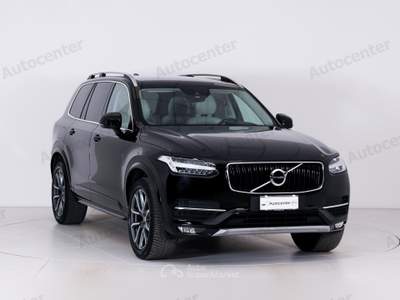 Volvo XC90 D4 190CV AUT TRAZIONE ANTERIORE 5 POSTI MOMENTUM Nero usata Bassano del Grappa