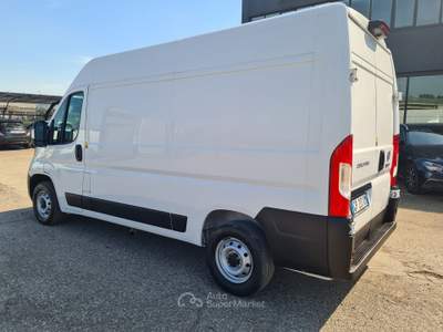 Fiat Ducato Ducato 35 L2H2 2.2 mjt3 140cv Bianco usata Parma