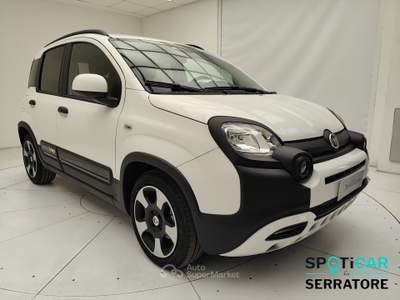Fiat Panda Panda 1.0 70cv Hybrid Pandina Bianco usata Erba