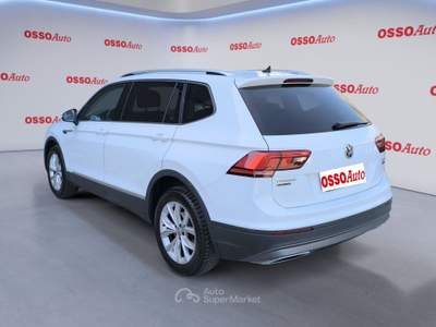 Volkswagen Tiguan Allspace 2.0 TDI 150 HP 4WD 7 POSTI AUTOMATICA DSG Bianco usata Udine