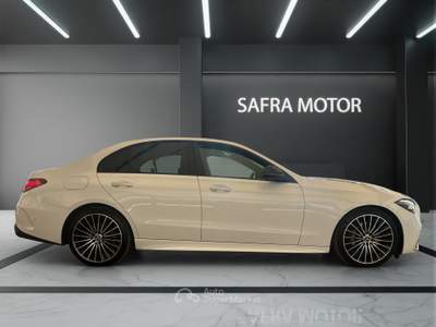 Mercedes-Benz Classe C 300d Mild Hybrid Premium Pro Auto Bianco usata Rende