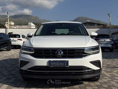 Volkswagen Tiguan Life 2.0 TDI 122CV Bianco usata Borgetto