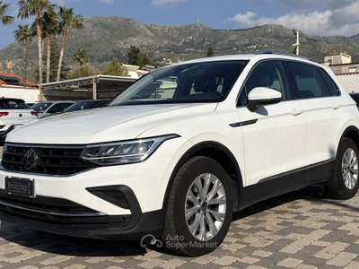 Volkswagen Tiguan Life 2.0 TDI 122CV Bianco usata Borgetto