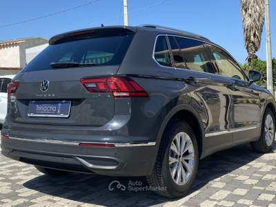 Volkswagen Tiguan Life 2.0 TDI 122CV Grigio usata Borgetto