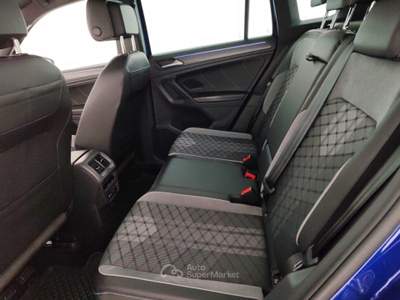 Volkswagen Tiguan 2.0 TDI SCR 140KW R-Line DSG 4MOTION Blu/Azzurro usata Massa