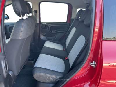 Fiat Panda Panda III 2021 Cross Panda 1.0 firefly hybrid Cross s&s 70cv 5p.ti Rosso usata Torino