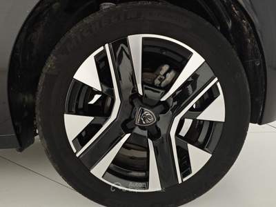 Peugeot 208 PureTech 100 Stop&Start 5 porte Allure Nero usata Capua